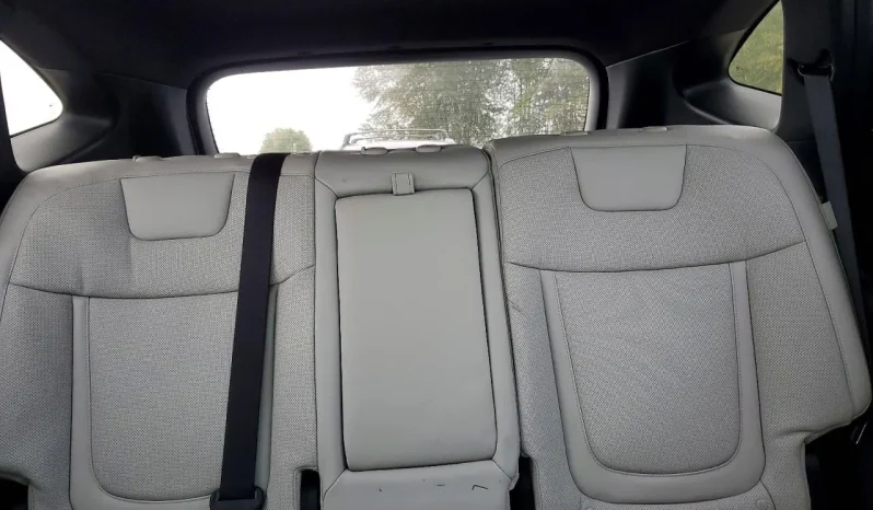 
								Hyundai Tucson Hybrid full									
