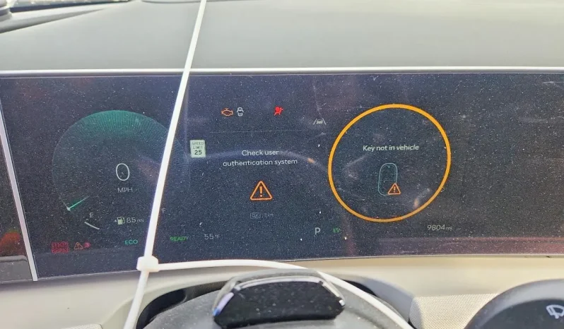 
								Hyundai Tucson Hybrid full									
