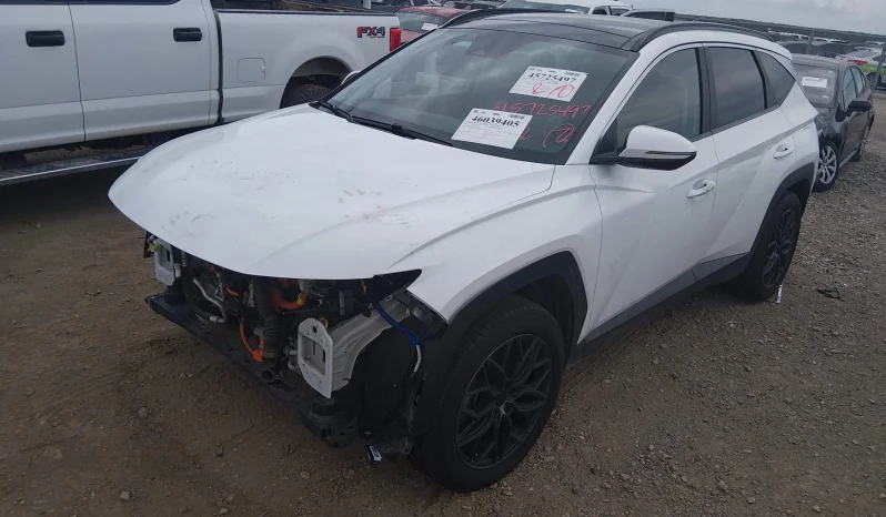 
								Hyundai Tucson full									