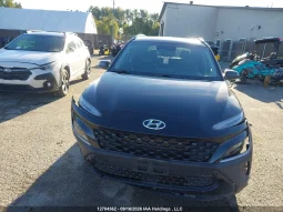 
										Hyundai Kona full									