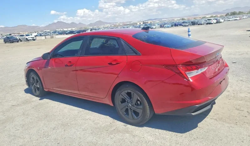 
								Hyundai Elantra full									