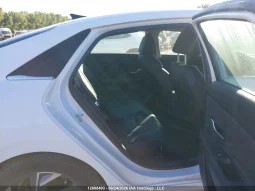 
										Hyundai Elantra full									