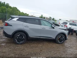
										KIA Sportage Hybrid full									