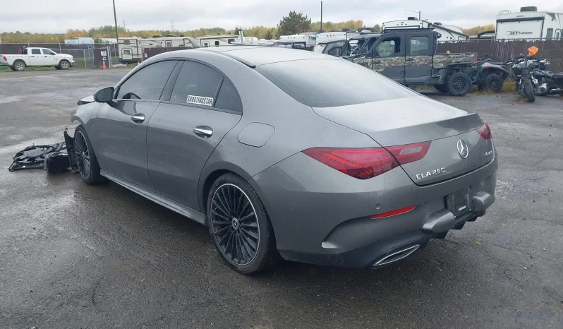 
								Mercedes-Benz CLA-Class full									