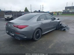 
										Mercedes-Benz CLA-Class full									