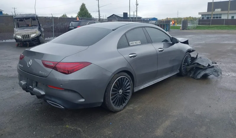
								Mercedes-Benz CLA-Class full									