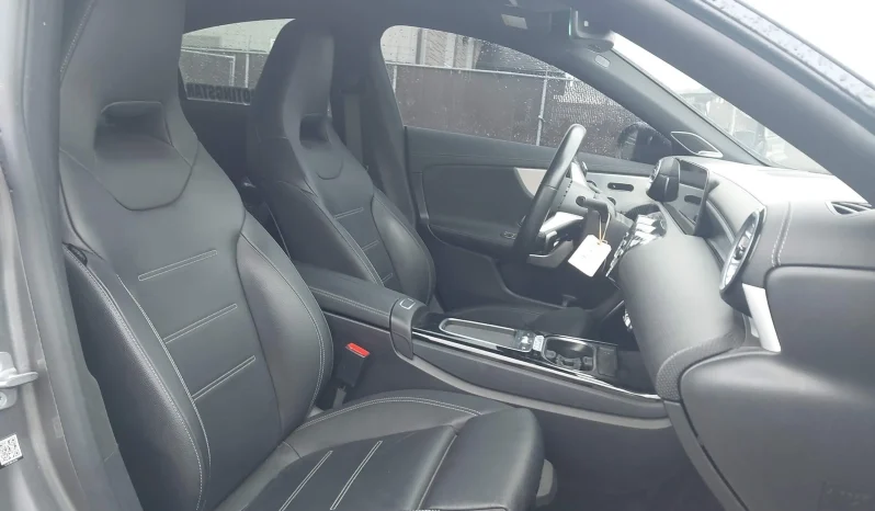 
								Mercedes-Benz CLA-Class full									
