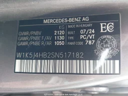 
										Mercedes-Benz CLA-Class full									