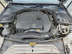
										Mercedes-Benz C-Class full									