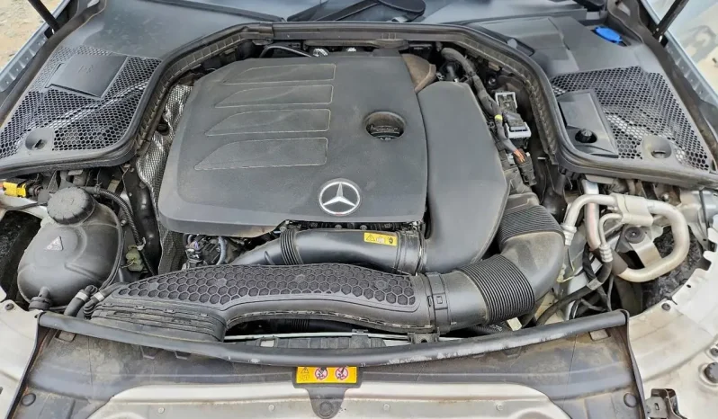 
								Mercedes-Benz C-Class full									