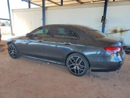 
										Mercedes-Benz E-Class full									