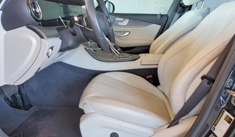 
								Mercedes-Benz E-Class full									