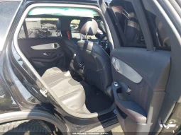 
										Mercedes-Benz Glc full									