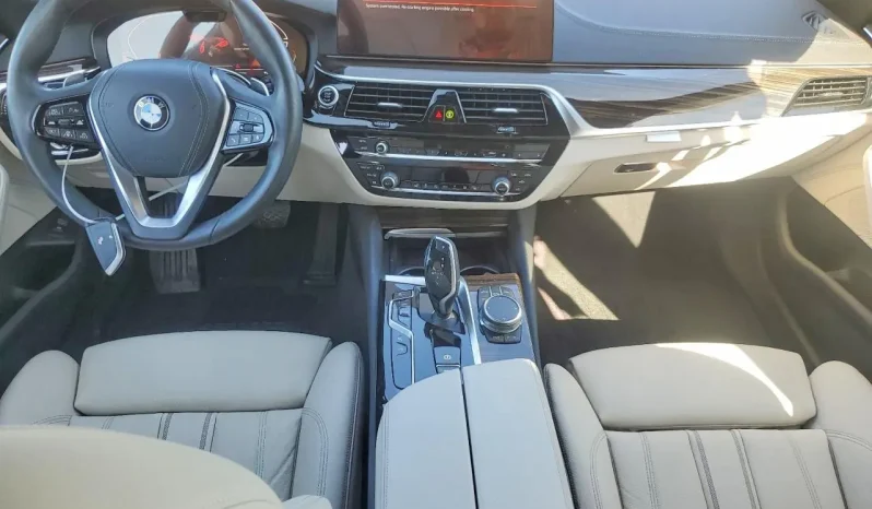 
								BMW 540 full									