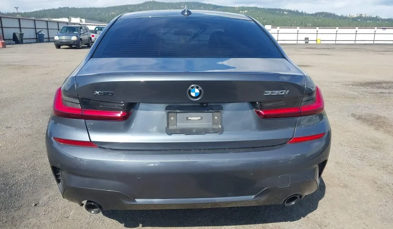 
								BMW 330 full									