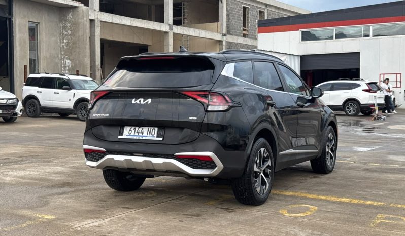 
								2023 Kia Sportage EX full									