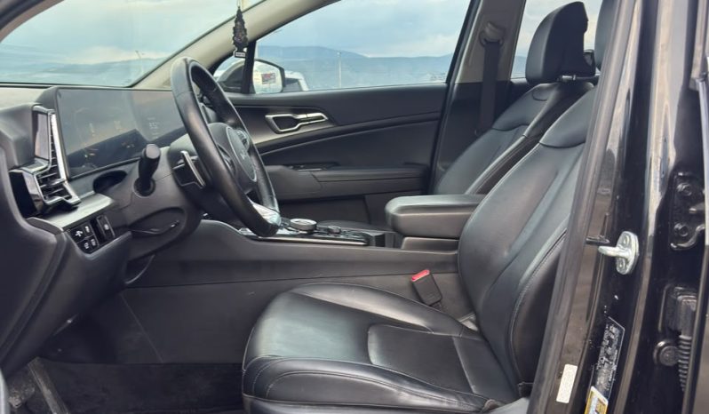 
								2023 Kia Sportage EX full									