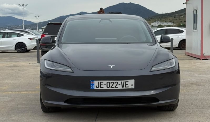 
								Tesla MODEL 3 full									