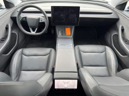 
										Tesla MODEL 3 full									