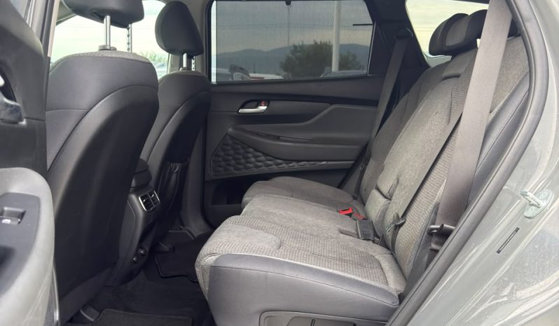 
								Hyundai Santa full									