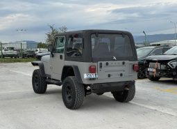 
										1994 Jeep Wrangler full									