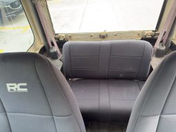 
										1994 Jeep Wrangler full									