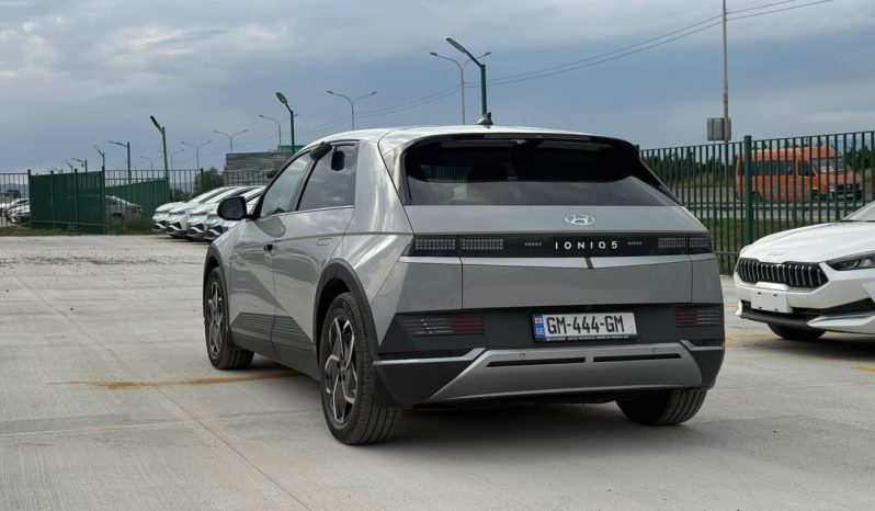 
								2022 Hyundai Ioniq 5 full									