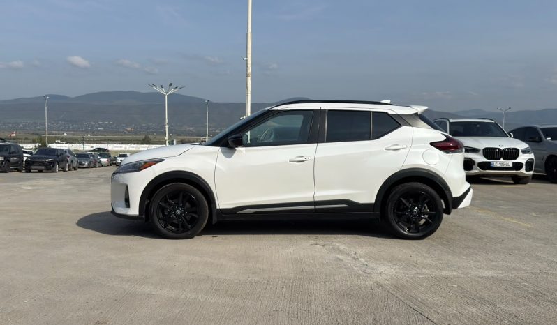 
								2024 Nissan Kicks SR full									