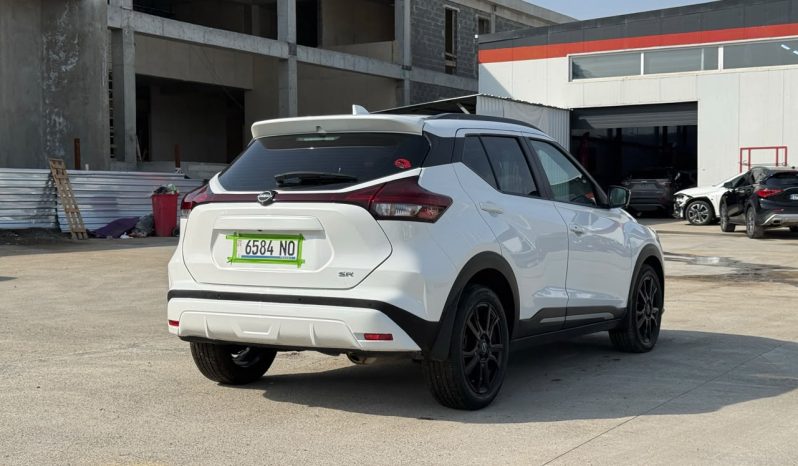 
								2024 Nissan Kicks SR full									