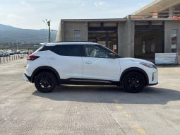 
										2024 Nissan Kicks SR full									