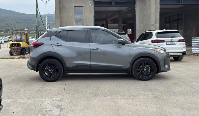 
								2021 Nissan Kicks SV full									