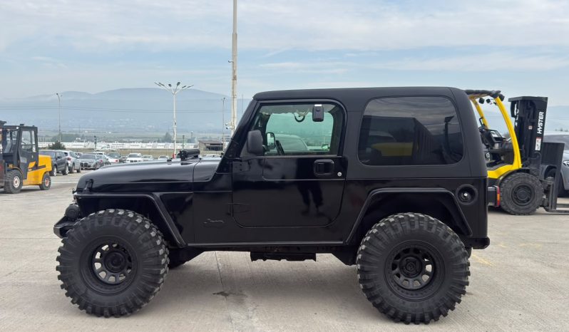
								JEEP WRANGLER TJ SAHARA full									