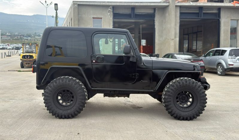 
								JEEP WRANGLER TJ SAHARA full									