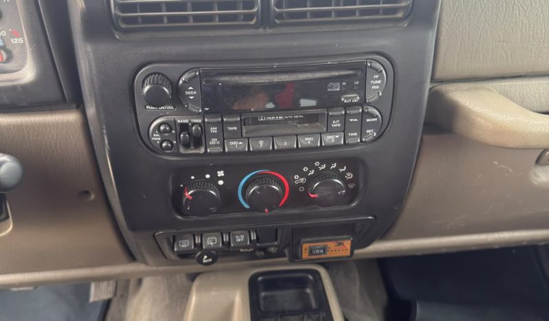 
								JEEP WRANGLER TJ SAHARA full									