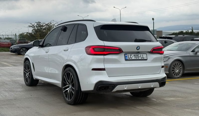 
								2019 BMW X5 xDrive50i full									