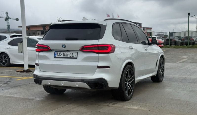 
								2019 BMW X5 xDrive50i full									