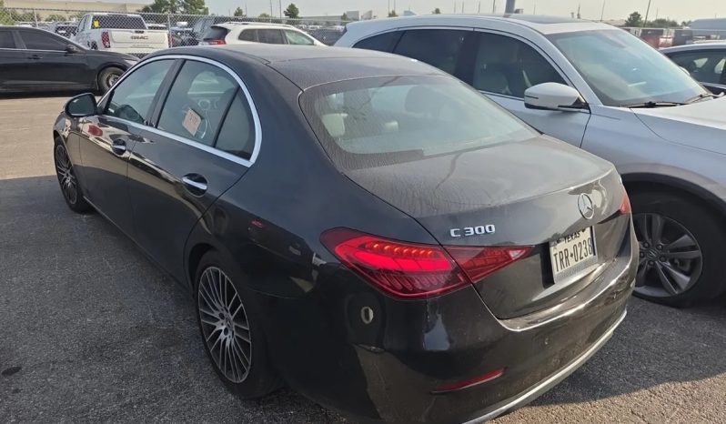 
								MERCEDES-BENZ C 300 full									