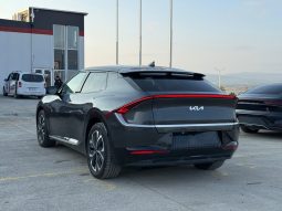 
										2024 Kia EV6 Wind full									