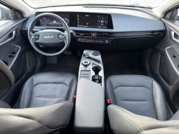
										2024 Kia EV6 Wind full									