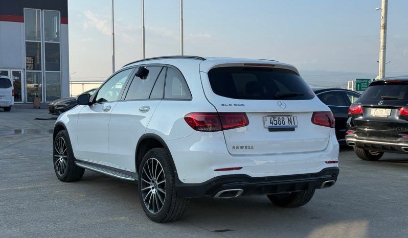 
								2021 Mercedes-Benz GLC 300 full									
