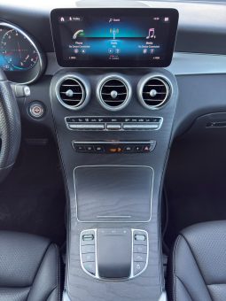 
										2021 Mercedes-Benz GLC 300 full									