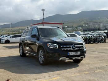2021 Mercedes-Benz GLB 250