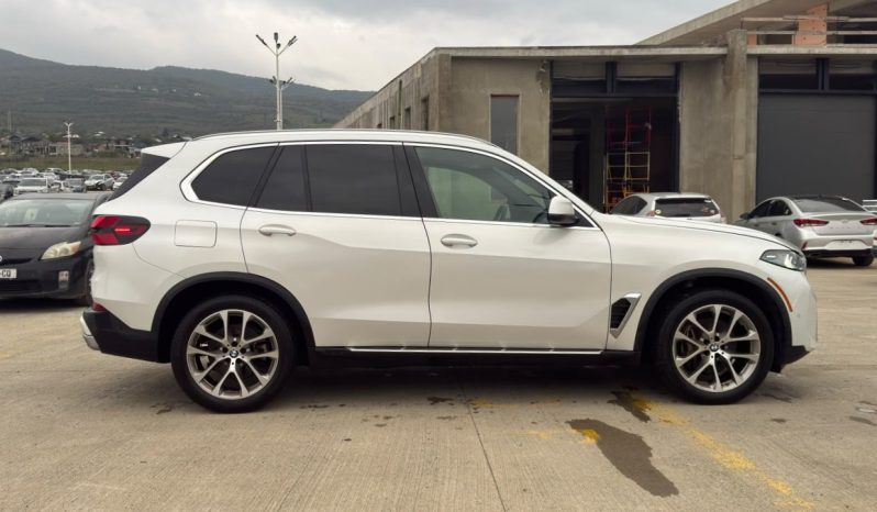 
								2024 BMW X5 Xdrive40I full									