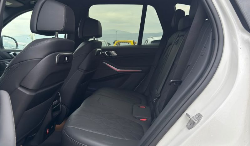 
								2024 BMW X5 Xdrive40I full									