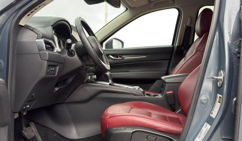 
								2022 Mazda CX-5 S Carbon Edition full									