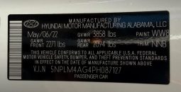 
										2023 Hyundai Elantra SEL full									