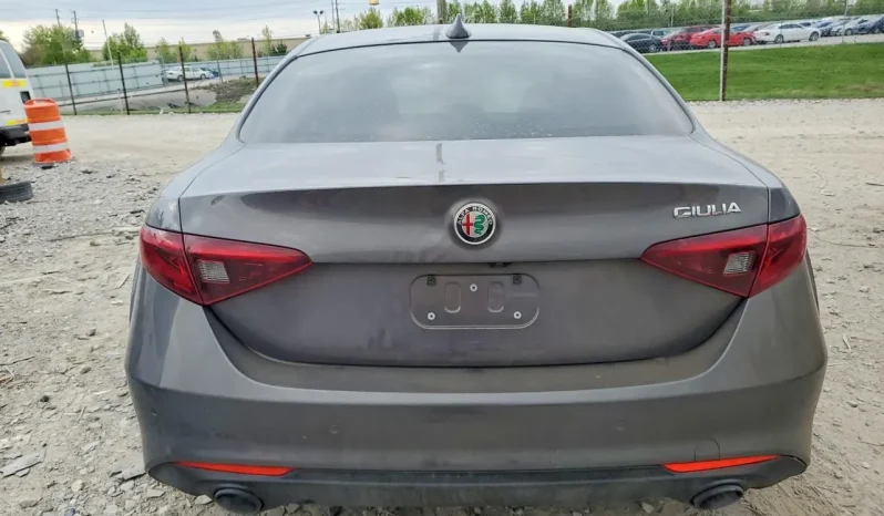 
								Alfa Romeo full									