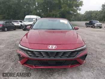 2025 Hyundai Elantra Limited