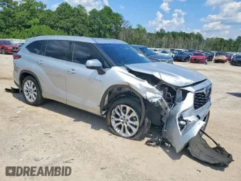 2021 Toyota Highlander Hybrid Limited